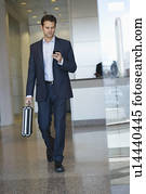 商人, 离开, 办公室, 同时,, 使用, pda