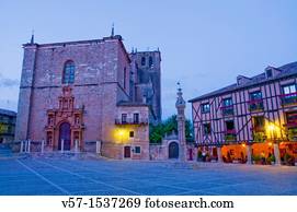 Main Square, night view. Pearanda de Duero, Burgos province, Castilla Le?n, Spain.