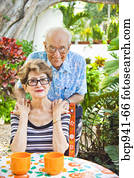 retrato, de, par velho, ao ar livre