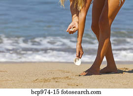 女, beachcombing, ∥ために∥, 殻