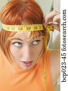 frau, mit, messendes klebeband, ungefähr, sie, kopf