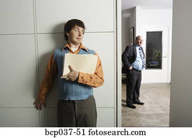 empregado, escondendo, de, patrão