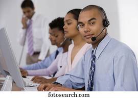 multi-étnico, businesspeople, trabalhar, computadores