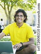 retrato, de, indianas, macho, estudante universitário, em, capim