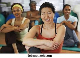 multi-ethnisch, frauen, in, joga klasse