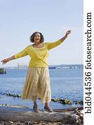 אישה אמריקאית אפריקנית, לעמוד, ב, רשום