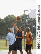 multi-étnico, homens, basquetebol jogo