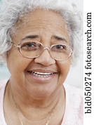 zakoncenie up, od, senior, african american zena, úsmevný