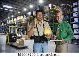 colegas trabalho, ficar, em, armazém