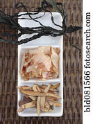 Shaved fish and seaweed on platter