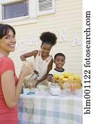 cliente, em, carrinho limonada