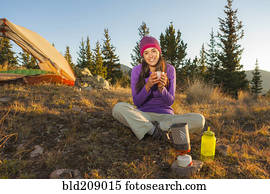 raça misturada, mulher, acampamento