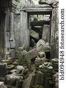 Ruins in Ta Prohm temple