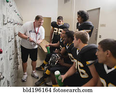 treinador, conversa, jogadores futebol americano, em, vestiário