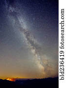 estrelas, em, céu, à noite