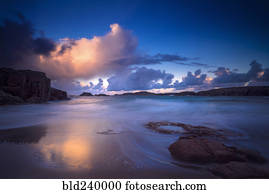 pacata, ondas, ligado, praia, em, pôr do sol