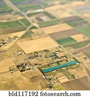 vista aérea, de, um, lago, em, um, agrícola, comunidade