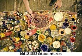 caucasiano, artista, trabalhando, em, estúdio