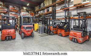 forklift, maquinaria, uma fileira, em, armazém