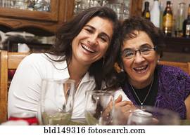 hispânico, mãe filha, em, jantar ação graças