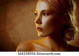 Caucasian woman with glamorous hairstyle