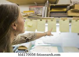 caucasiano, artista, trabalhando, em, oficina