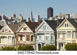 Viktorianische Stil Haus Stock Bilder und Fotos. 3.681 viktorianische