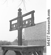 Pillory At Public Gaol 1701 - 1704 Williamsburg Virginia Colonial America 18Th Century