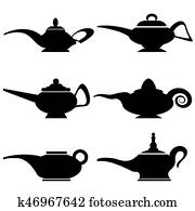 骨董品 Aladdin アラビア人 夜 魔神 スタイル オイルランプ で 柔らかい ライト 白 煙 暗い バックグラウンド ランプ の 願い 概念 ストックフォト 写真素材 K Fotosearch