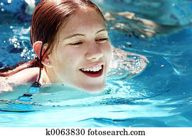 menina, em, um, piscina