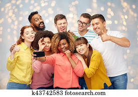 menschengruppe, nehmen, selfie, per, smartphone