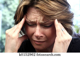 woman in pain woman in pain