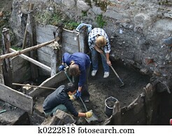 archeologists at wor