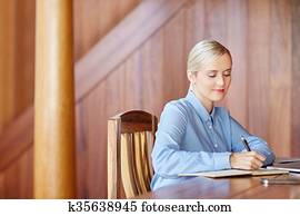 Diarizing her week Diarizing her week