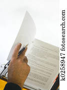 mirar completamente, contrato