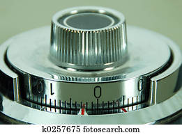 מנעול של שילוב