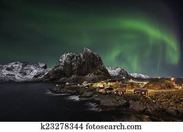Hamnoy, nothern, luzes