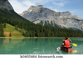 smaragdgrüner see smaragdgrüner see