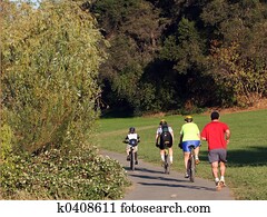 家族, 乗馬の自転車