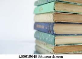 לגוז, ספרים ישנים