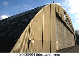 Hangar Hangar
