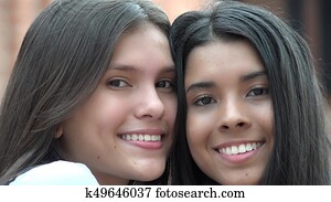 personas sonrientes, feliz, adolescentes