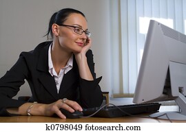 سعيد على عمل