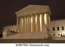 Giebeldreieck Stock Bilder | 1000+ Giebeldreieck Fotos | Fotosearch