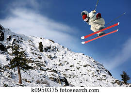 Skiing Skiing