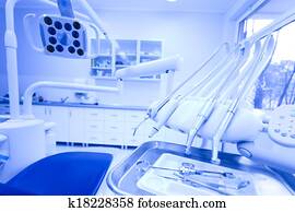 משרד של רופא השניים, ציוד