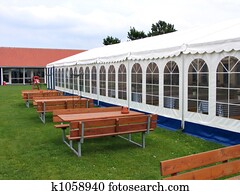 מפלגה, אוהל