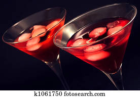 Iced cocktails Iced cocktails