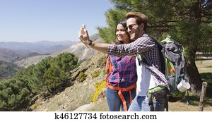 pessoas, levando, selfie, enquanto, hiking