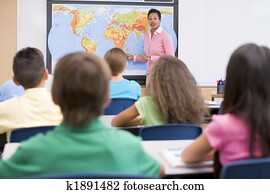 grundschule lehrer, in, geographie, klasse